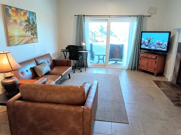 1620 1/4 York Dr #A, Vista, CA 92084