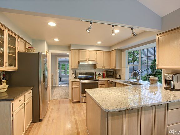 3rd image of 8618 134th Ct NE