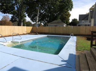 21 Russell Rd, Norwich, CT 06360