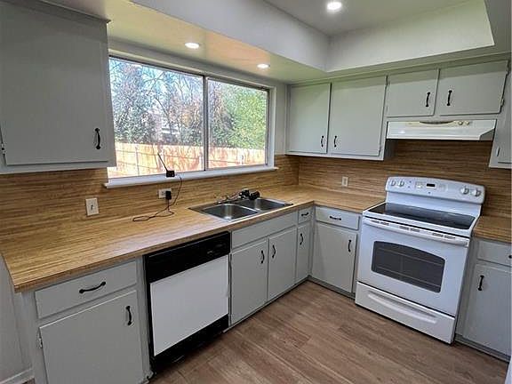 5th image of 508 Buckskin Dr
