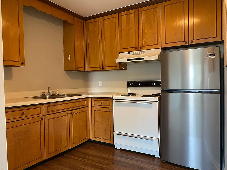 Executive House Apartments