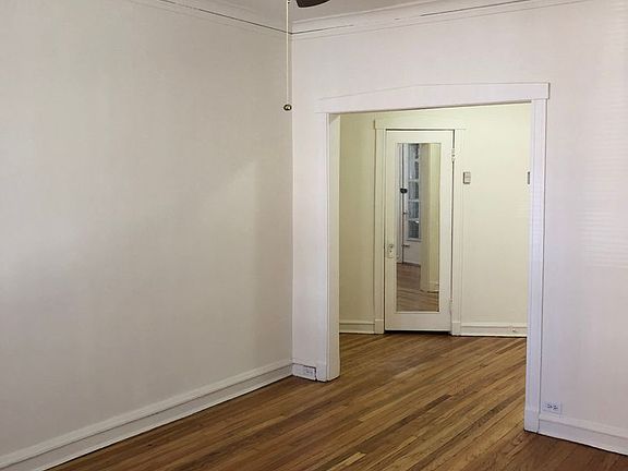 2nd image of 4454 N Artesian Ave #2437-2443