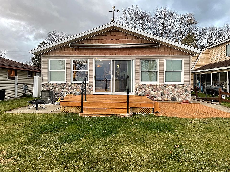 1st image of 2246 Parker Dr