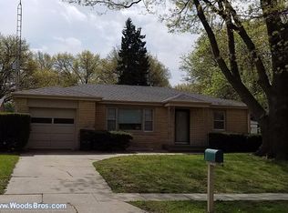4621 Valley Rd, Lincoln, NE 68510