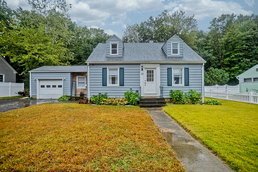 4 bed, 1100 sqft, $2,800 — Photo 1