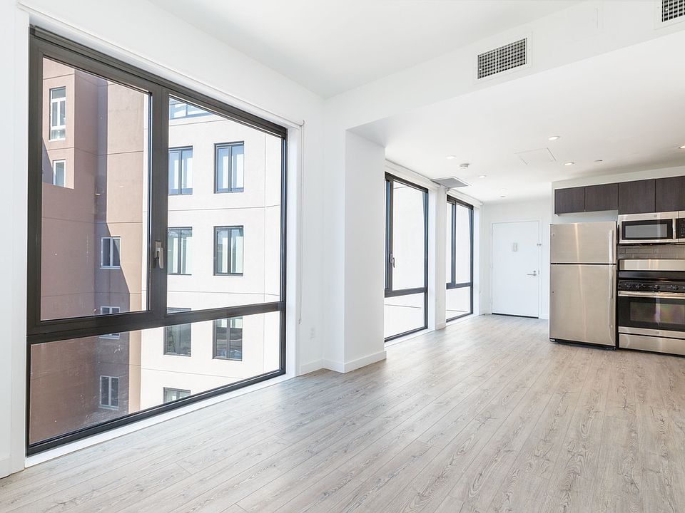 1st image of 840 Fulton St APT 601