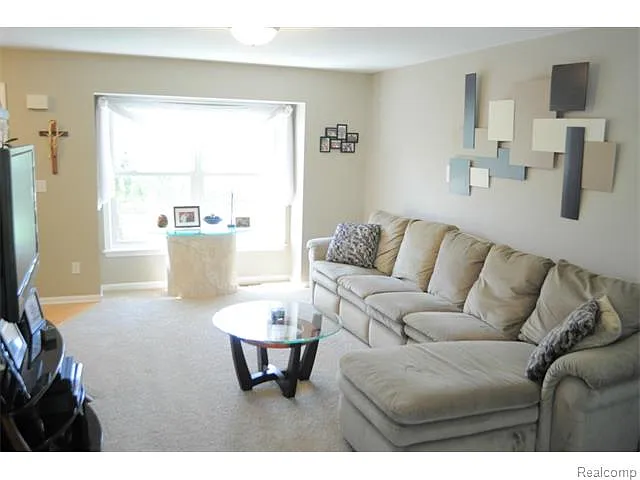 1196 Maple Leaf Ln photo 1