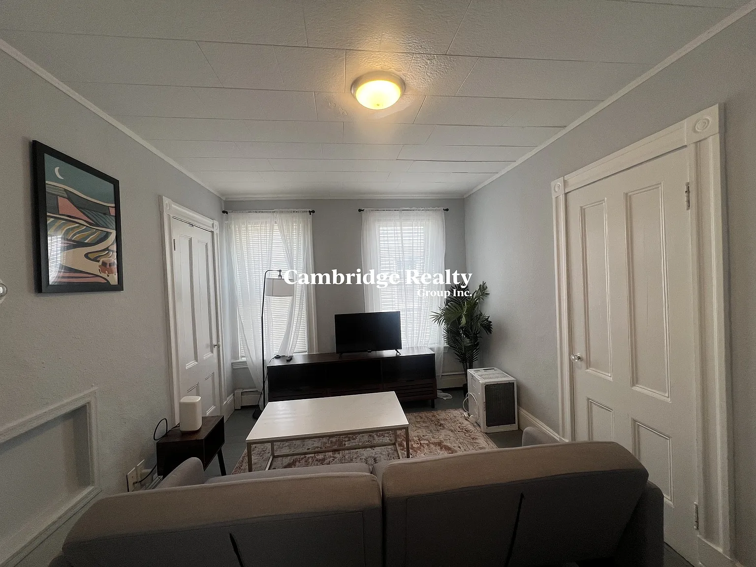3 bed, 1.0 bath, $3,300 — Photo 2