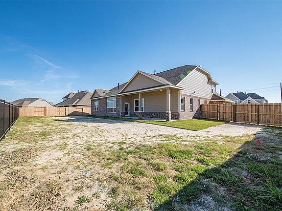 4th image of 14203 Meadowlands Dr