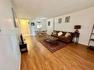 900 NE 12th Ave APT 104, Hallandale, FL 33009