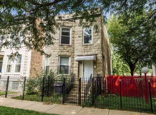 3852 W Fillmore St #1, Chicago, IL 60624