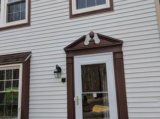 5705 Round Top Ln, Burke, VA 22015