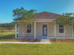 76 Mallot Beach Dr, Freeport, FL 32439