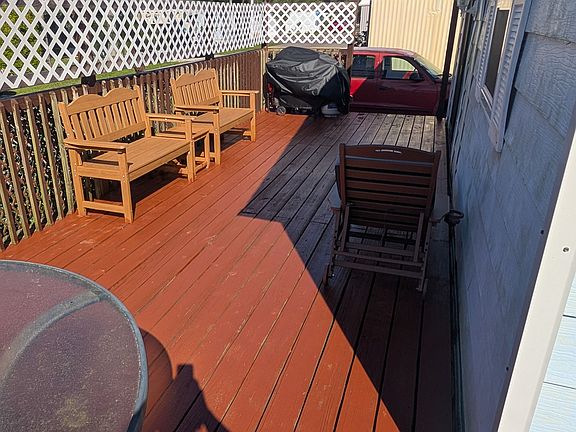 5th image of 2028 Stewart Rd #71