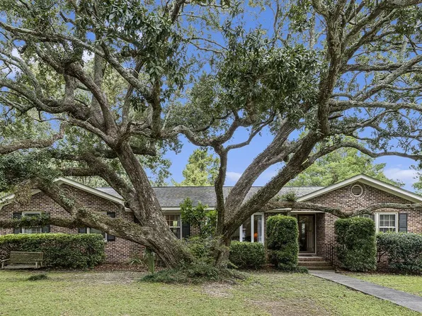 1034 Wellington Ct, Charleston, SC 29412