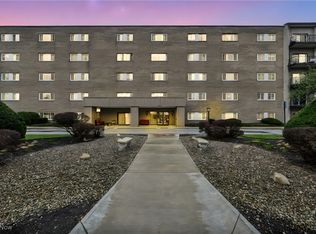 20333 Detroit Rd APT 107, Rocky River, OH