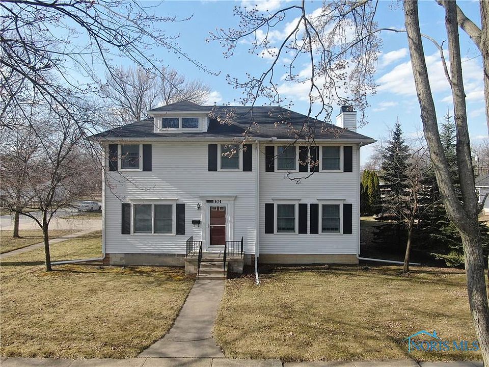 1st image of 301 E 6th St