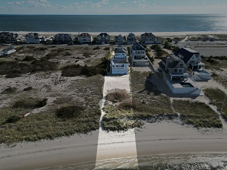 750 Dune Rd — Photo 8