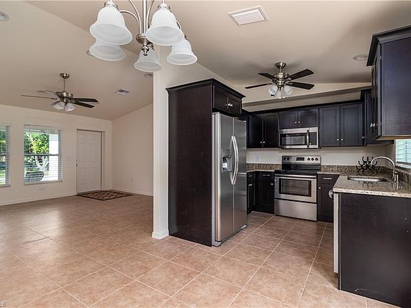 5th image of 5628 Birdsong Ln