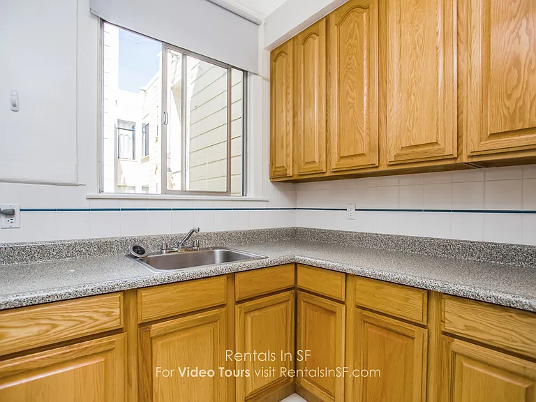 2925 Van Ness Ave #7 — Photo 9