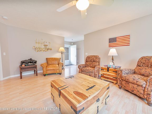 4th image of 1525 Haddon Hall Dr