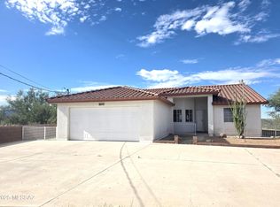 428 Via Encino, Rio Rico, AZ 85648