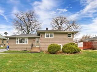 7716 Blazer Ave, Justice, IL 60458