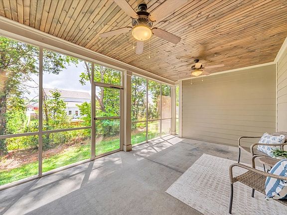 5th image of 1175 Batbriar Rd