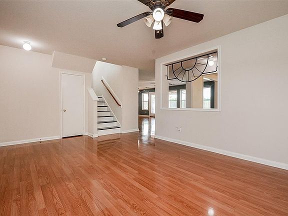 3rd image of 21215 Bridgemeadows Ln