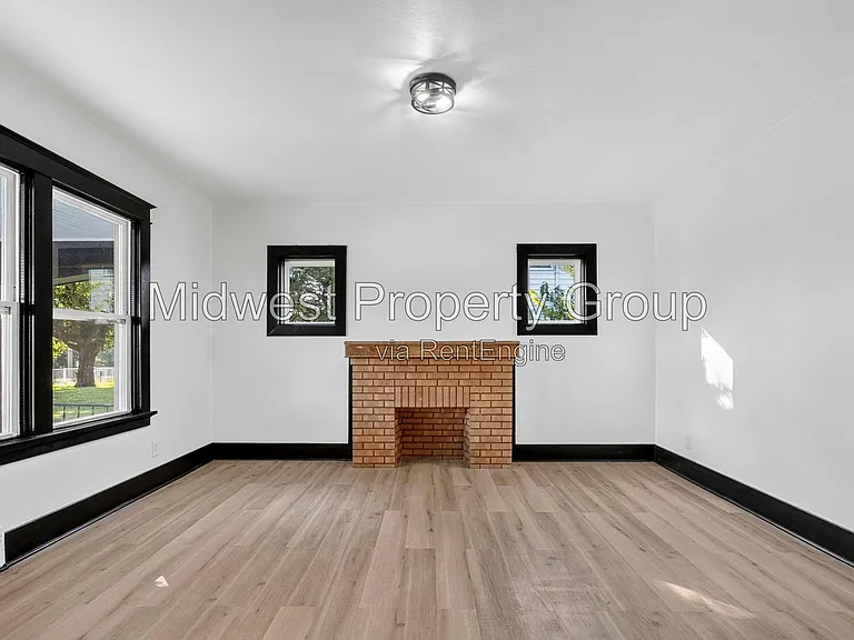 11560 Old Halls Ferry Rd — Photo 7