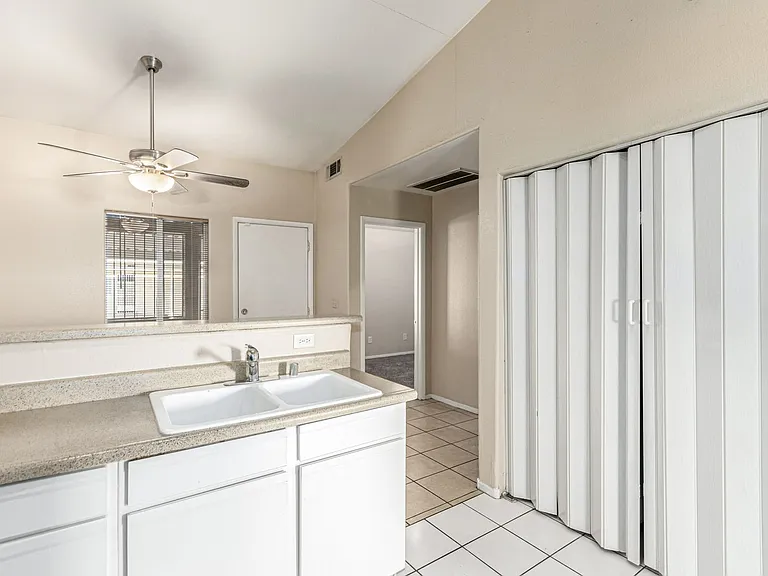 3873 Soda Springs Dr — Photo 8