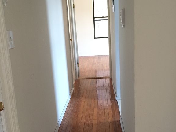 2nd image of 450 W 162nd St APT 33E