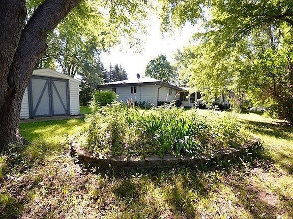 4th image of 36634 Meadow Dr