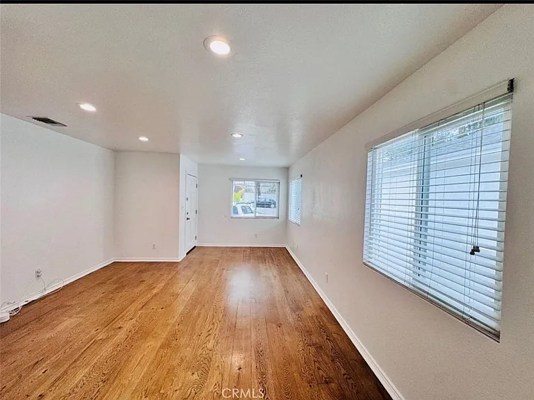 13512 Penn St — Photo 3