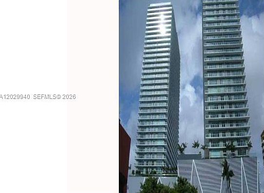 4th image of 1111 SW 1st Ave #2718