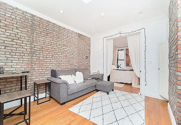 2nd image of 504 E 88th St APT 5D