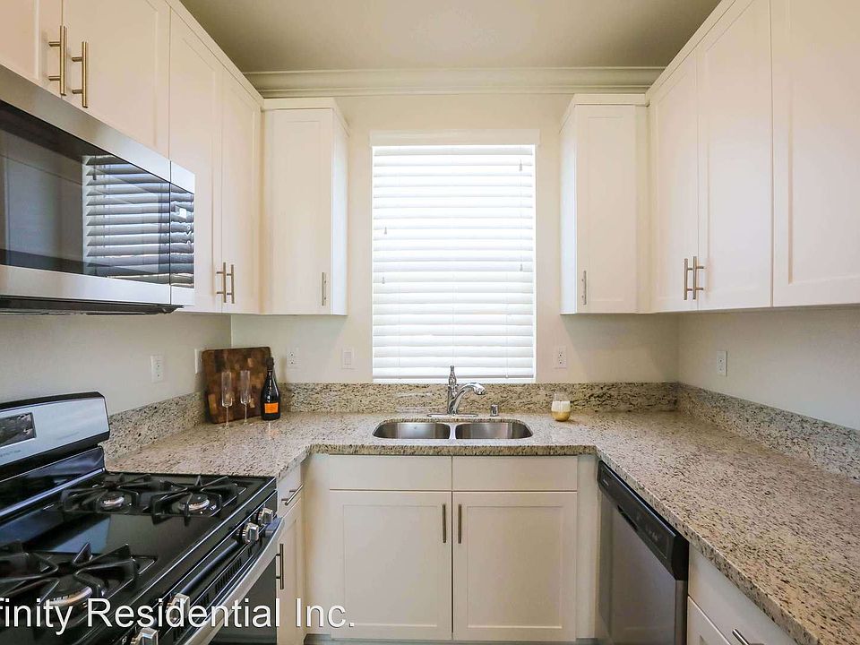 1st image of 130 S Hewes St Unit 201