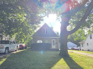 1712 N Broadway St, Peoria, IL 61604