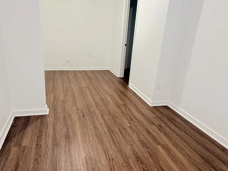 3395 Woodlake Ln — Photo 23
