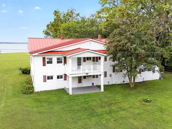 118 Granville Bay Rd, Lancaster, VA 22503
