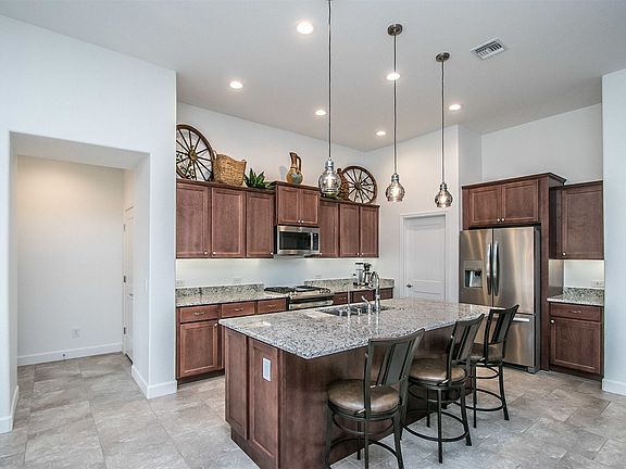 3rd image of 4447 W White Horse Blvd