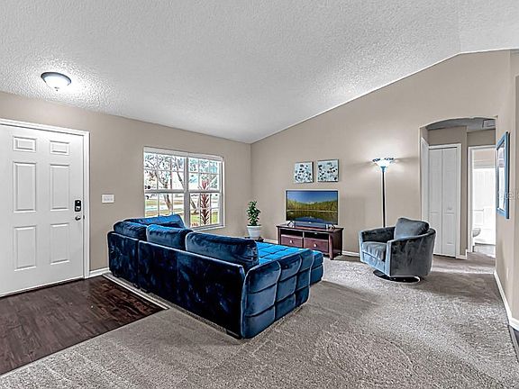 3rd image of 2965 Courtland Blvd