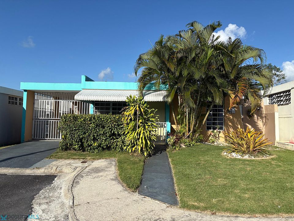1st image of 623 Calle Liatriz Urb Girasol D28