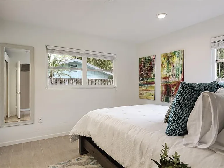 2266 Clematis St — Photo 14