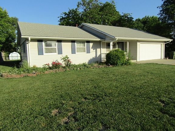 2nd image of 2748 Linda Ln