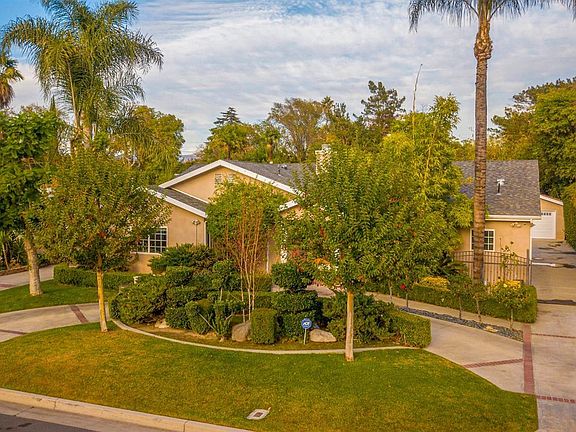 3rd image of 5862 Hillview Park Ave