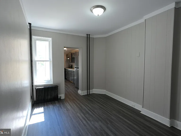 1614 Cotton St — Photo 7