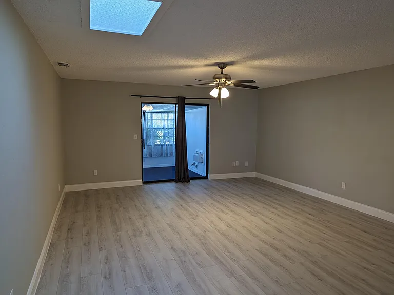 10 Stymie Ln — Photo 8