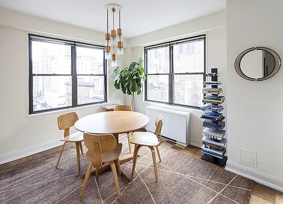 Rented by Warburg | media 24