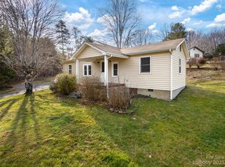 51 Longs Chapel Rd, Weaverville, NC 28787